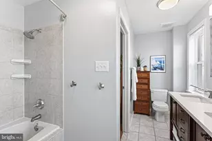 827 N Bambrey St, Philadelphia, PA 19130 - Photo 35