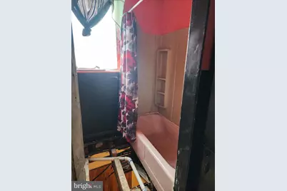 2702 Ridge Avenue, Philadelphia, PA 19121 - Photo 17