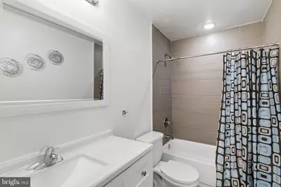 925 N Broad Street #3G, Philadelphia, PA 19123 - Photo 9