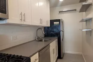 210 Locust St, Philadelphia, PA 19106 - Photo 5