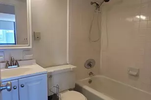 210 Locust St, Philadelphia, PA 19106 - Photo 9