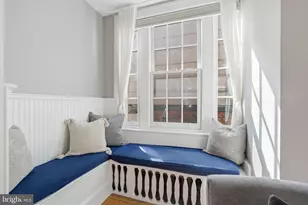 1918 Waverly St, Philadelphia, PA 19146 - Photo 9