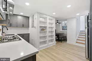 1918 Waverly St, Philadelphia, PA 19146 - Photo 15