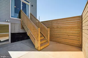 2429 N 3rd St, Philadelphia, PA 19133 - Photo 9