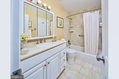 529 Strahle Street, Philadelphia, PA 19111 - Photo 15