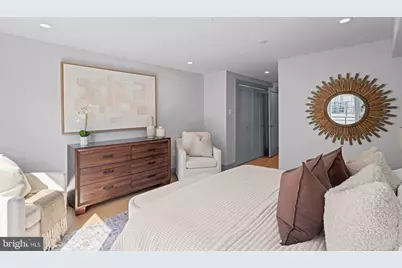 2426 Pine Street, Philadelphia, PA 19103 - Photo 15