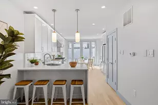 2426 Pine St, Philadelphia, PA 19103 - Photo 7