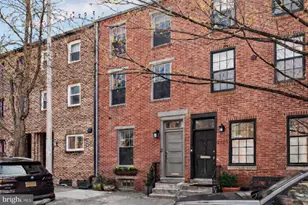 2426 Pine St, Philadelphia, PA 19103 - Photo 1