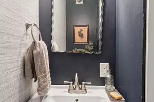 1306 E Columbia, Philadelphia, PA 19125 - Photo 11