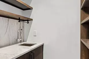 1727 Delancey Pl, Philadelphia, PA 19103 - Photo 9