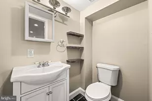 980 N Lawrence St, Philadelphia, PA 19123 - Photo 13