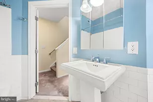 1027 N 4th St, Philadelphia, PA 19123 - Photo 7