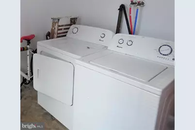 519 N 35th Street, Philadelphia, PA 19104 - Photo 7