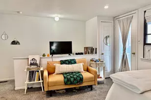 238 Queen St, Philadelphia, PA 19147 - Photo 13