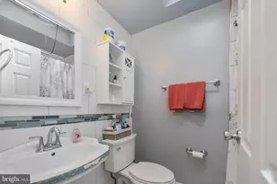 427 E Walnut Ln, Philadelphia, PA 19144 - Photo 25