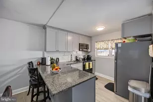 427 E Walnut Ln, Philadelphia, PA 19144 - Photo 15