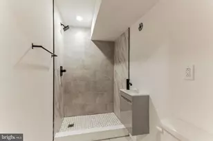 5540 Bloyd St, Philadelphia, PA 19138 - Photo 29