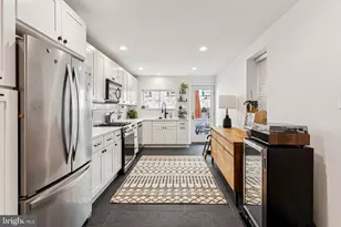 3005 Poplar St, Philadelphia, PA 19130 - Photo 15