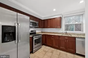 2501 Christian St, Philadelphia, PA 19146 - Photo 9