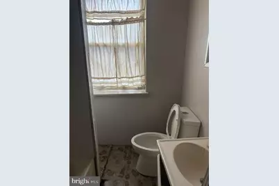 1749 W Seybert Street, Philadelphia, PA 19121 - Photo 7