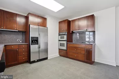 1512 Spruce Street #PH-2702, Philadelphia, PA 19102 - Photo 9