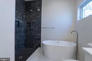 760 N Dekalb St, Philadelphia, PA 19104 - Photo 37