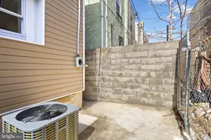 2437 S Beulah St, Philadelphia, PA 19148 - Photo 15