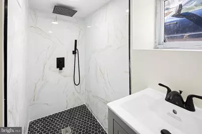 2437 S Beulah Street, Philadelphia, PA 19148 - Photo 11