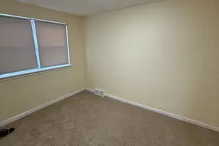 7110 Akron St, Philadelphia, PA 19149 - Photo 15