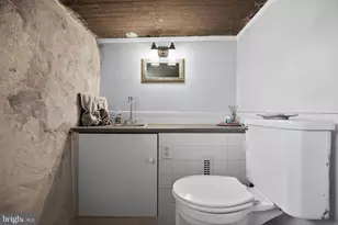 462 Seville St, Philadelphia, PA 19128 - Photo 17