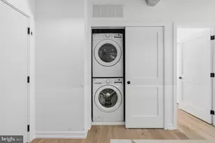 1232 Chancellor St, Philadelphia, PA 19107 - Photo 9