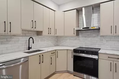 1413 N 8th Street, Philadelphia, PA 19122 - Photo 23