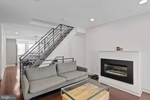 710 Clymer St, Philadelphia, PA 19147 - Photo 3