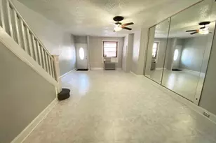 538 W Pike St, Philadelphia, PA 19140 - Photo 7