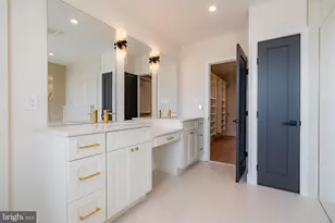 1911 S 12th St, Philadelphia, PA 19148 - Photo 63