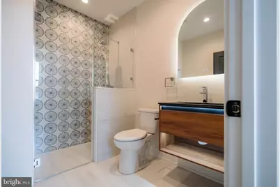 1911 S 12th Street, Philadelphia, PA 19148 - Photo 31