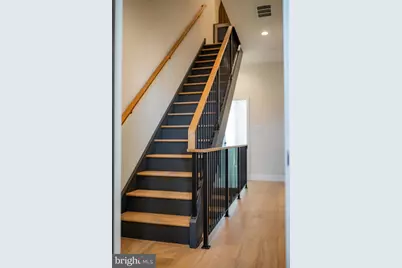 1911 S 12th Street, Philadelphia, PA 19148 - Photo 23