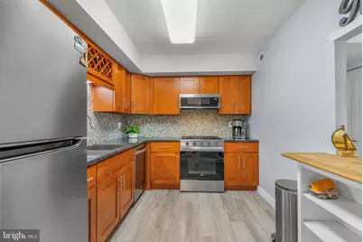 63101 Delaire Landing Road #101, Philadelphia, PA 19114 - Photo 9