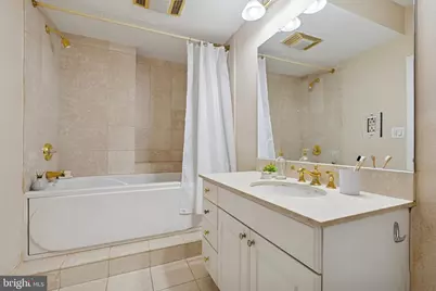 1512 Spruce Street #2502, Philadelphia, PA 19102 - Photo 9