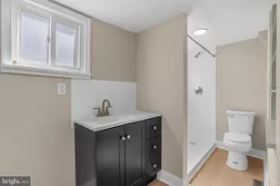 2137 S 15th St, Philadelphia, PA 19145 - Photo 13