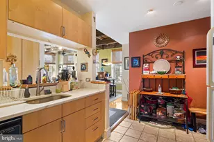 214 New St, Philadelphia, PA 19106 - Photo 13