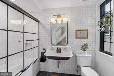 617 S Bambrey Street, Philadelphia, PA 19146 - Photo 15