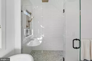 617 S Bambrey St, Philadelphia, PA 19146 - Photo 29