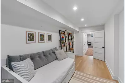 617 S Bambrey Street, Philadelphia, PA 19146 - Photo 35