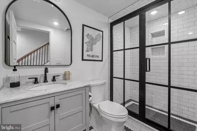 617 S Bambrey Street, Philadelphia, PA 19146 - Photo 37