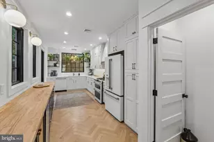 617 S Bambrey St, Philadelphia, PA 19146 - Photo 7