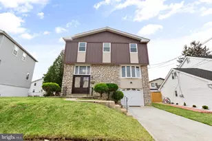 1877 Sanford St, Philadelphia, PA 19116 - Photo 1