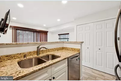 1 Queen Street #1, Philadelphia, PA 19147 - Photo 11