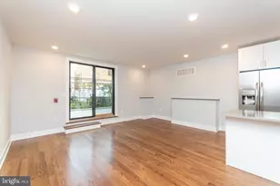 812 N Uber St, Philadelphia, PA 19130 - Photo 3