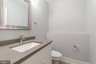 812 N Uber St, Philadelphia, PA 19130 - Photo 11